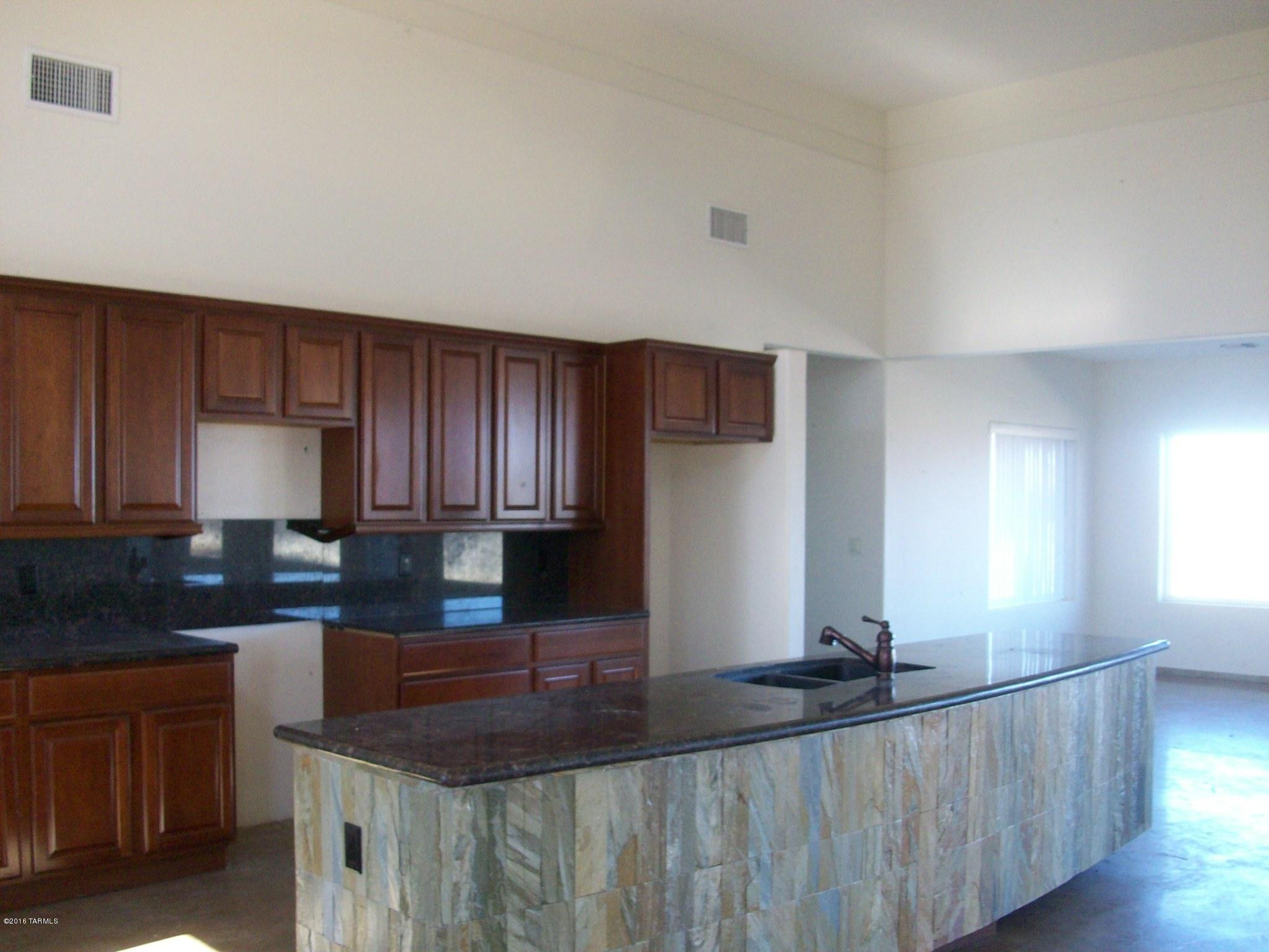 1349 Calle Tubatana Rio Rico, AZ 85648 - Photo 17 of 38