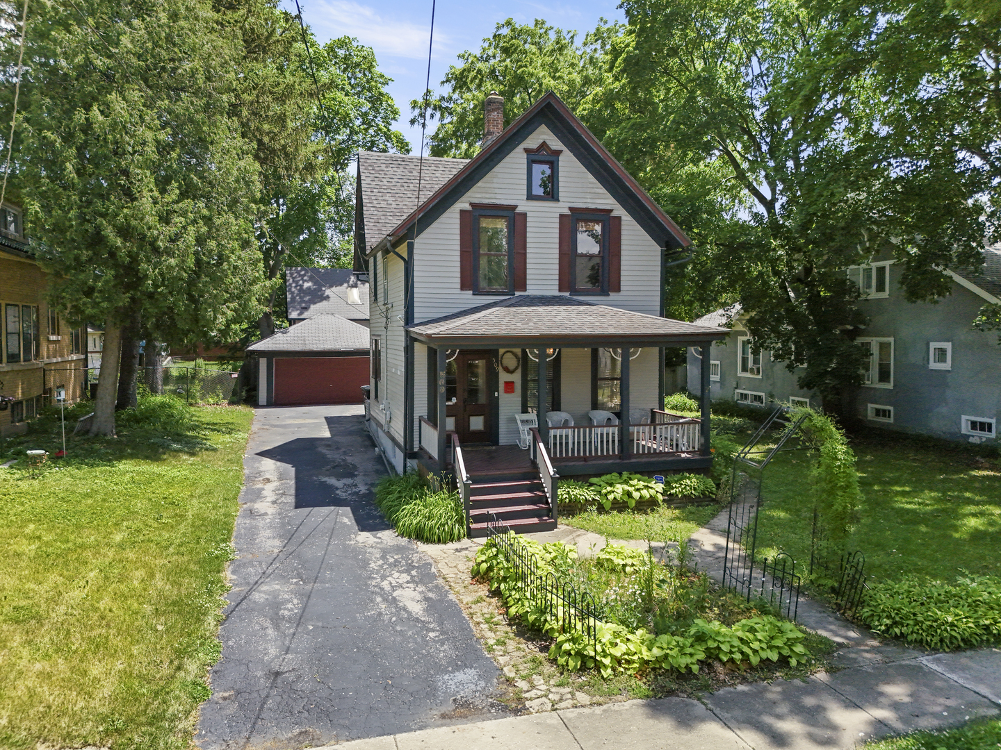 509 North Spring Street Elgin, IL 60120 - Photo 7 of 48