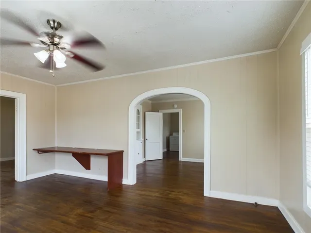 $1,350 | 3812 Old College Road, Bryan, TX 77801