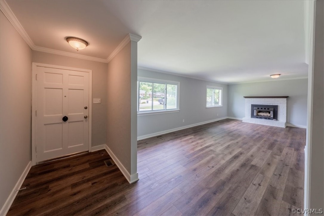 2910 Delfin Road Midlothian, VA 23112 - Photo 5 of 40 Gallery Image 5