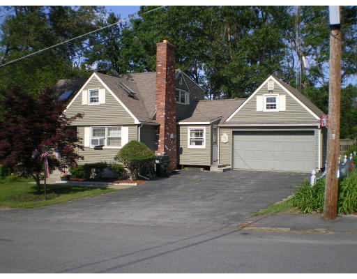 16 Phoenix Road Auburn, MA 01501 - Photo 1 of 11 Gallery Image 1