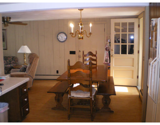 16 Phoenix Road Auburn, MA 01501 - Photo 5 of 11 Gallery Image 5
