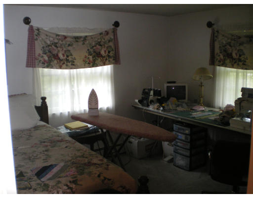 16 Phoenix Road Auburn, MA 01501 - Photo 9 of 11 Gallery Image 9