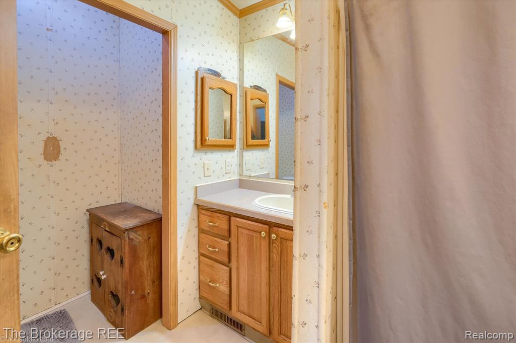 8247 Center Road Mount Morris, MI 48458 - Photo 36 of 46