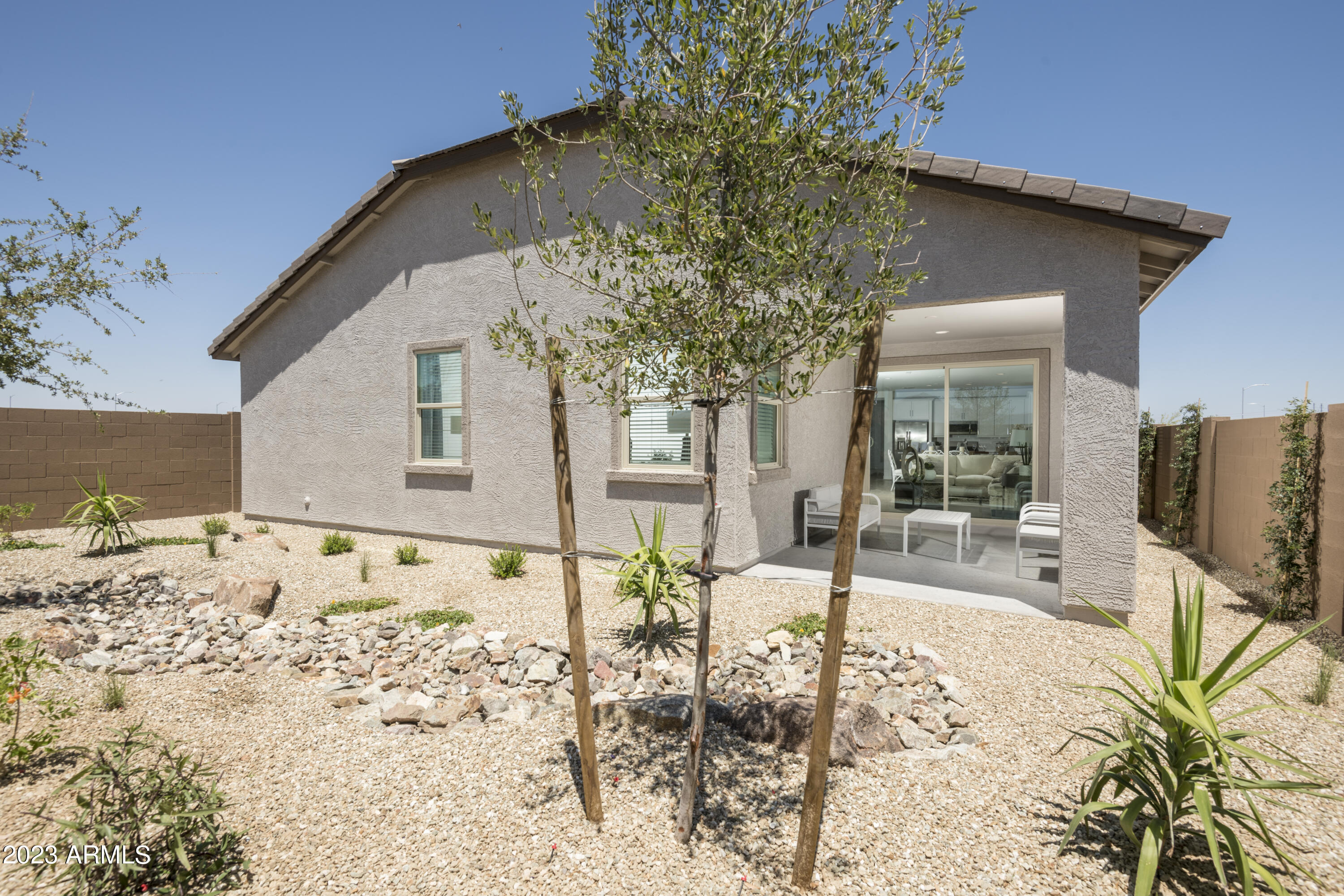9411 West Trumbull Road Tolleson, AZ 85353 - Photo 13 of 17 Covered Patio / Backyard