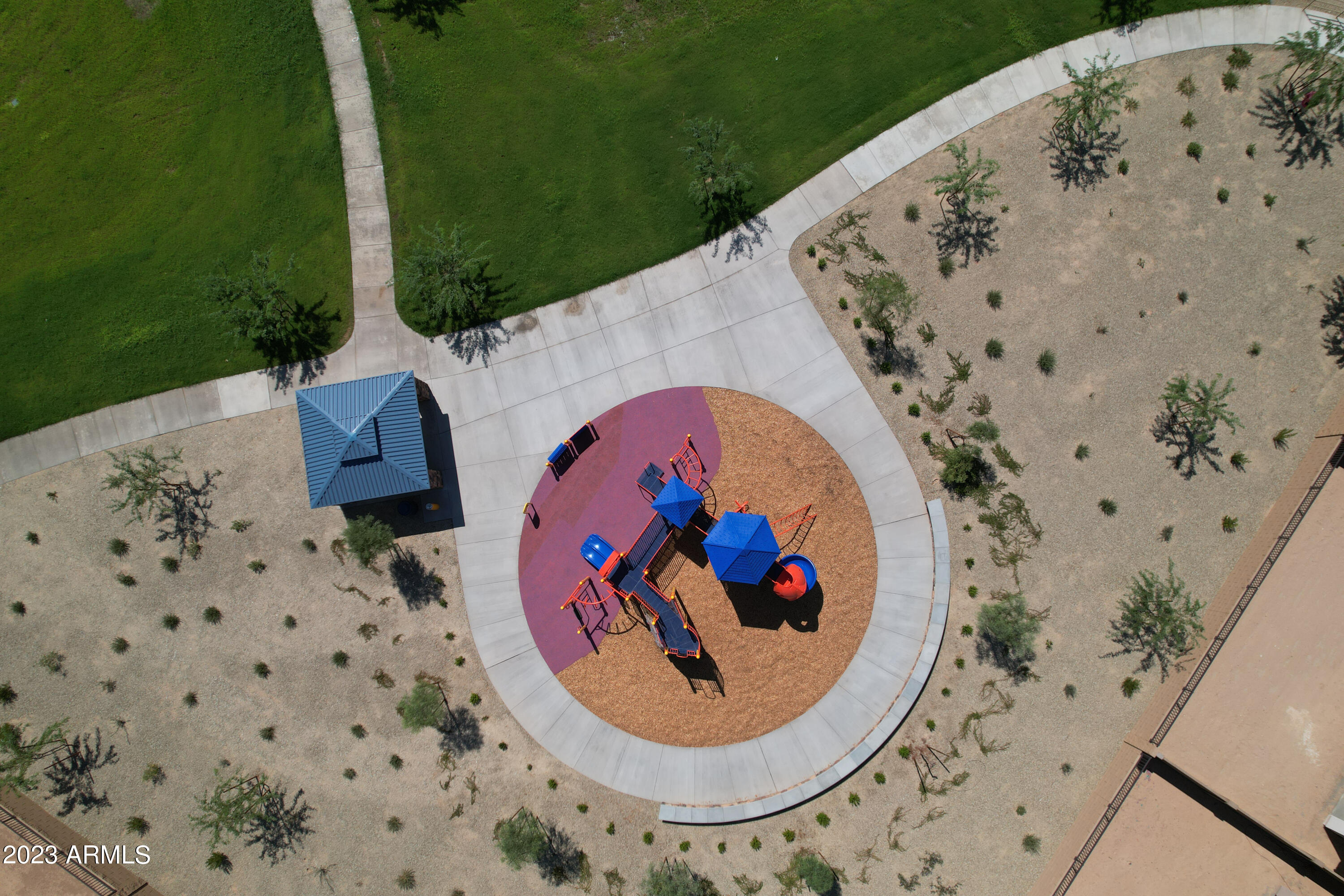 9411 West Trumbull Road Tolleson, AZ 85353 - Photo 14 of 17 Play Area
