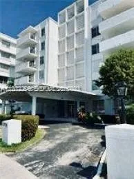$2,000 | 1075 92nd Street, Unit 603, Bay Harbor Islands, FL 33154