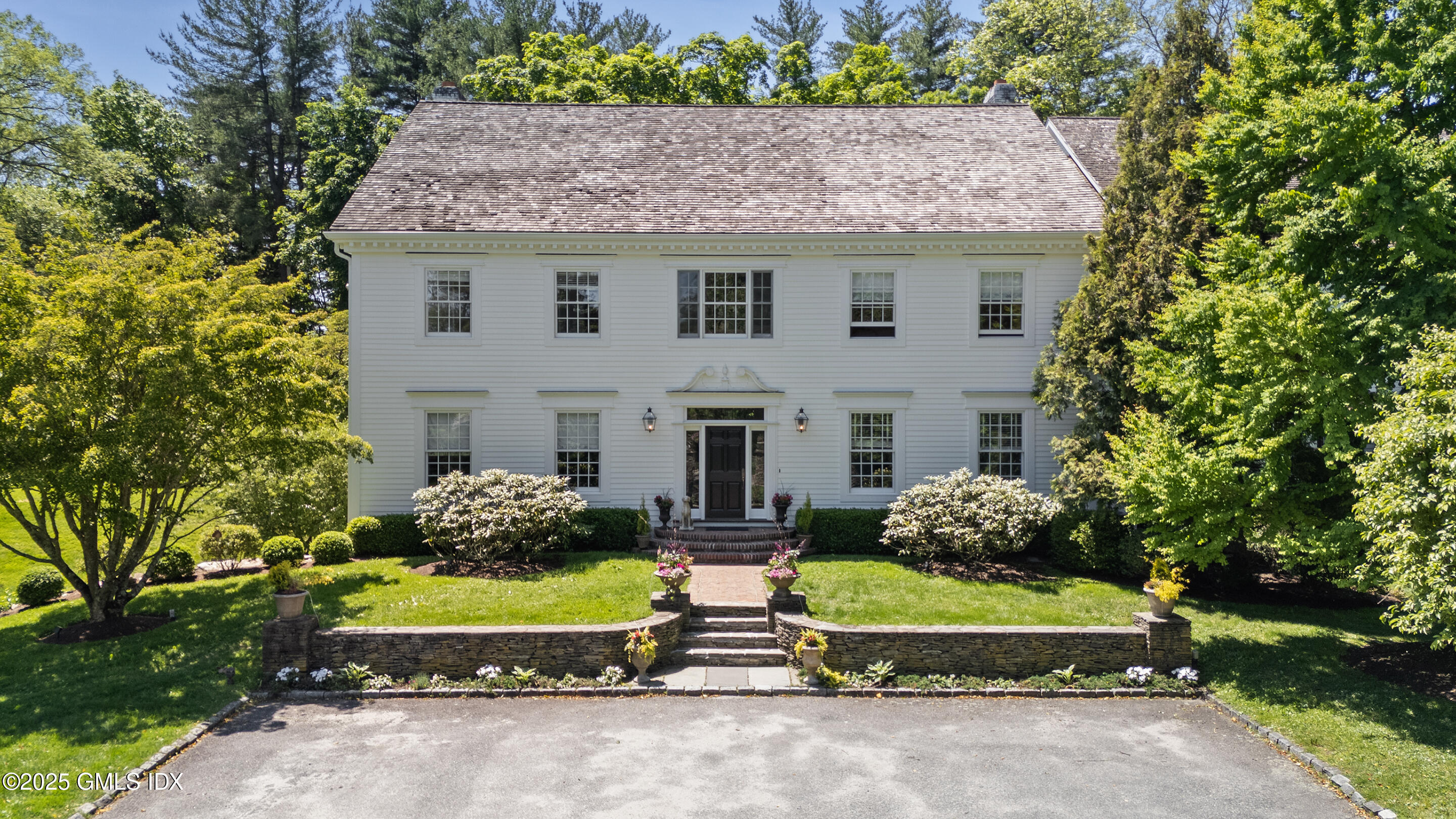 280 Round Hill Road Greenwich, CT 06831 - Photo 2 of 43 Ext