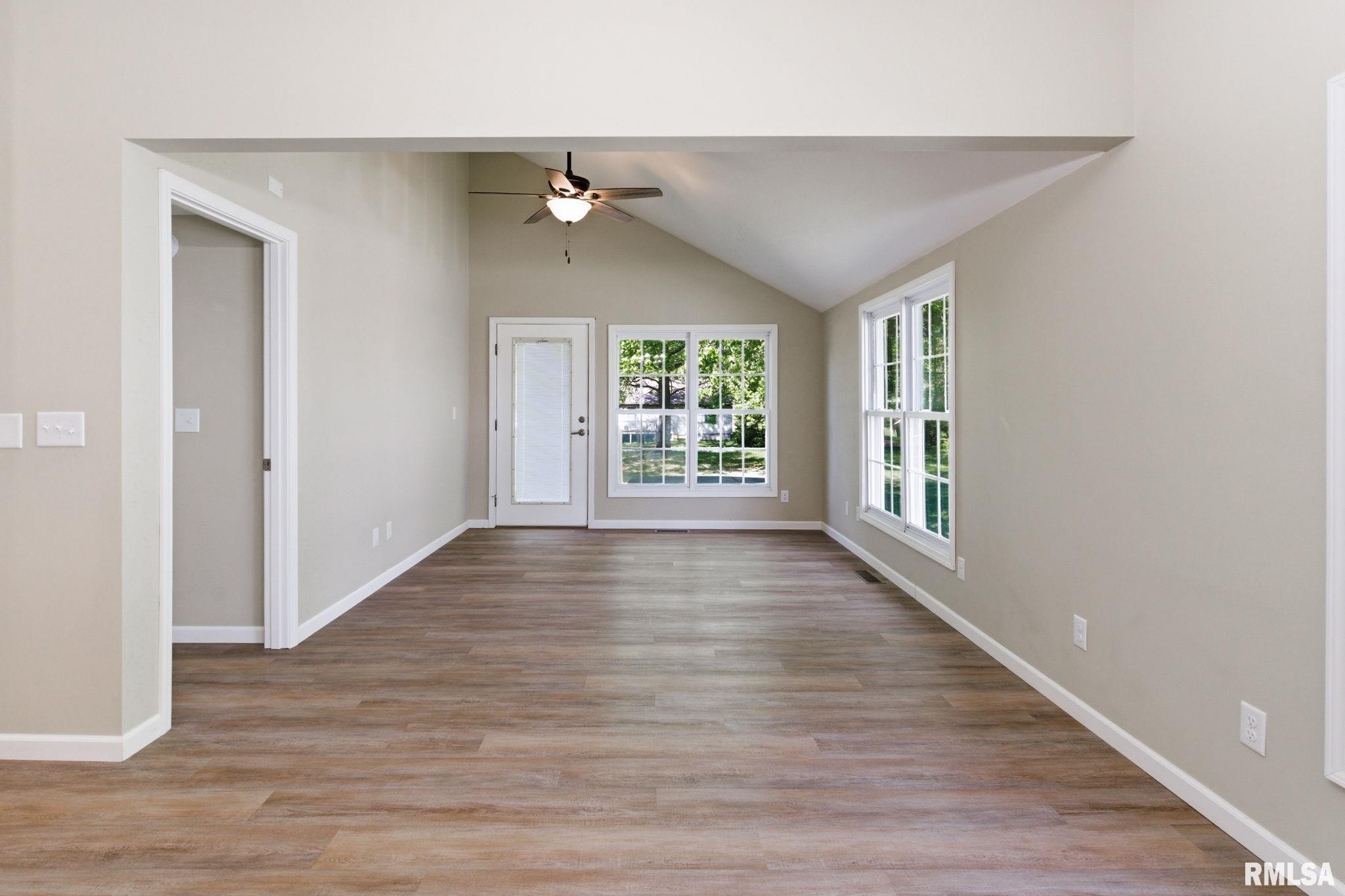 906 North Johnson Street Marion, IL 62959 - Photo 12 of 35