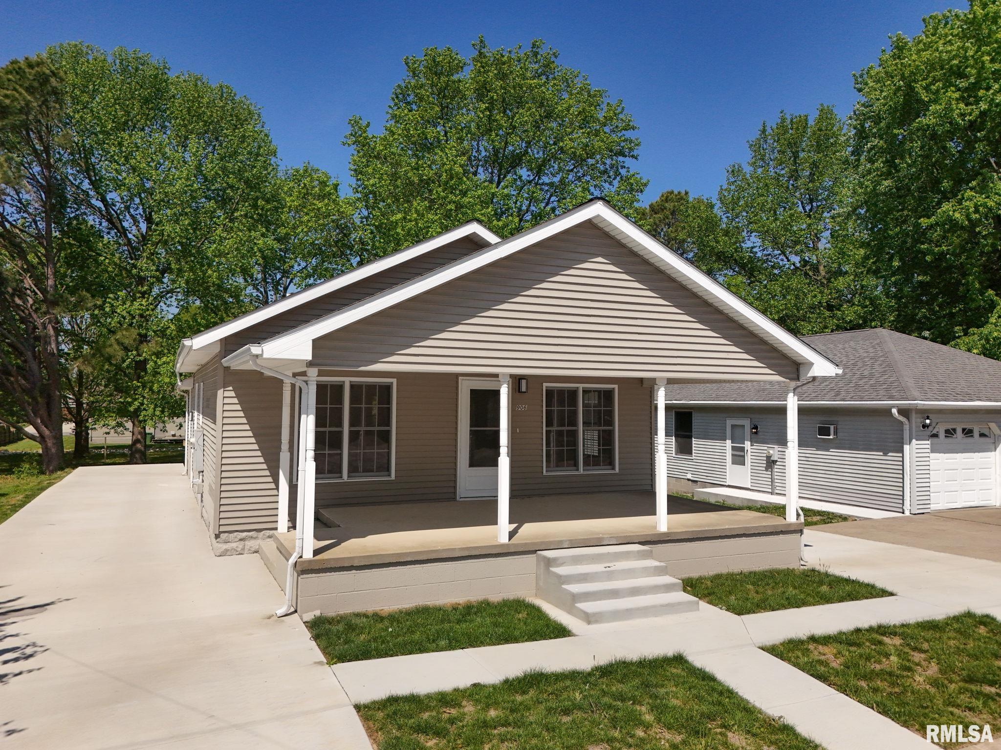 906 North Johnson Street Marion, IL 62959 - Photo 3 of 35