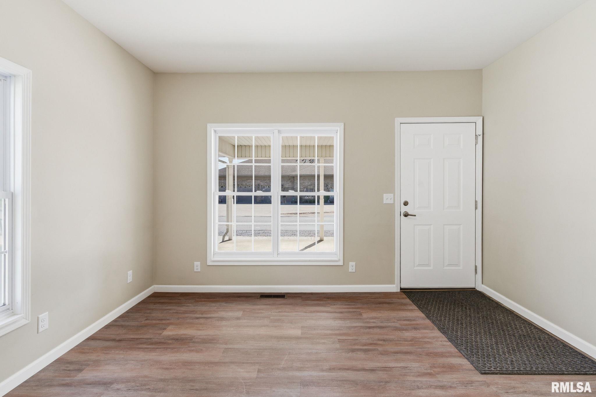 906 North Johnson Street Marion, IL 62959 - Photo 5 of 35