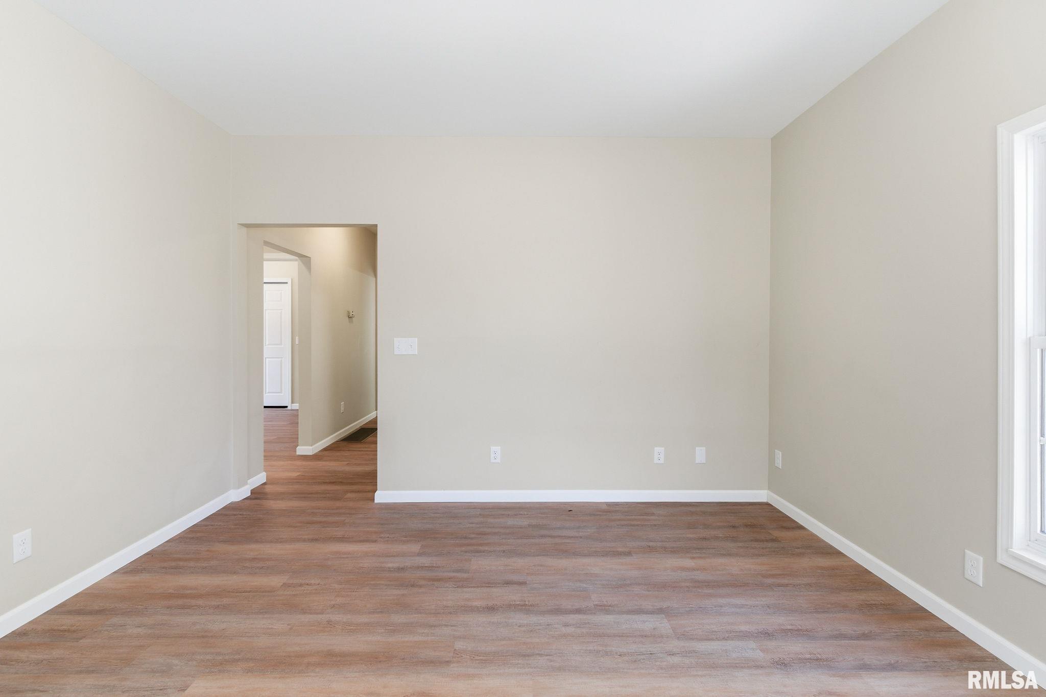 906 North Johnson Street Marion, IL 62959 - Photo 6 of 35