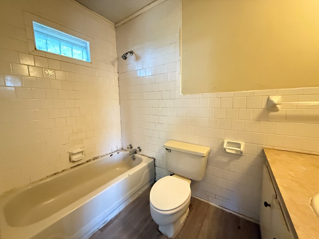 3001 Plantation Road Columbus, GA 31903 - Photo 19 of 31 Master Bath