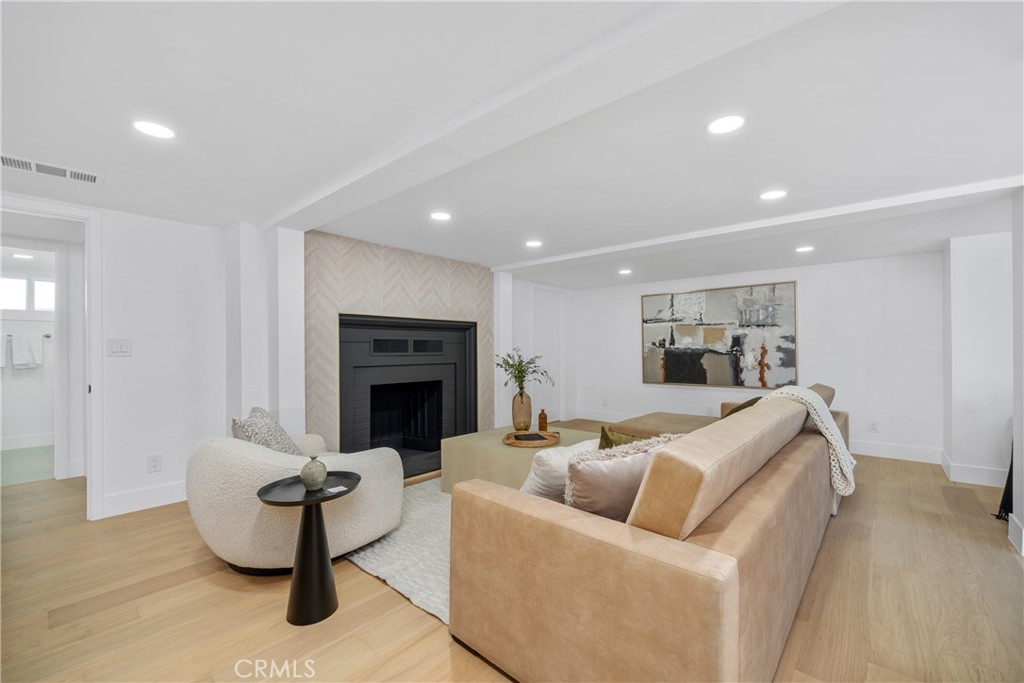 12852 Fairhaven Santa Ana, CA 92705 - Photo 23 of 45