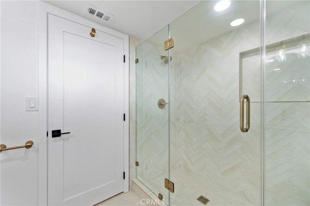 12852 Fairhaven Santa Ana, CA 92705 - Photo 26 of 45