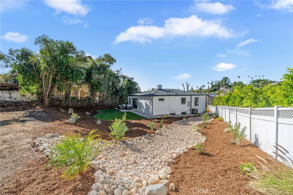 12852 Fairhaven Santa Ana, CA 92705 - Photo 44 of 45