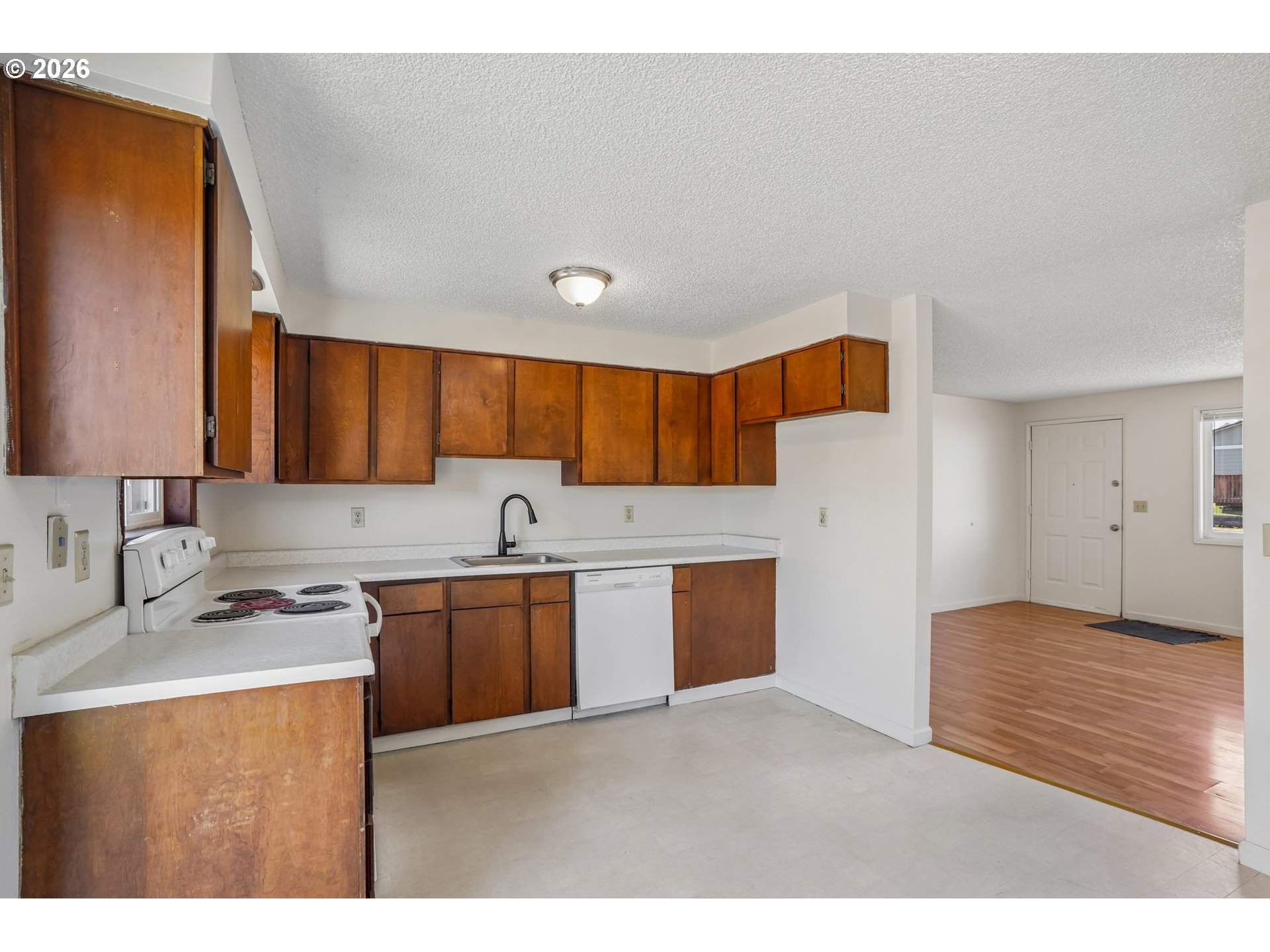 3305 Northeast 15th Street Gresham, OR 97030 - Photo 11 of 39