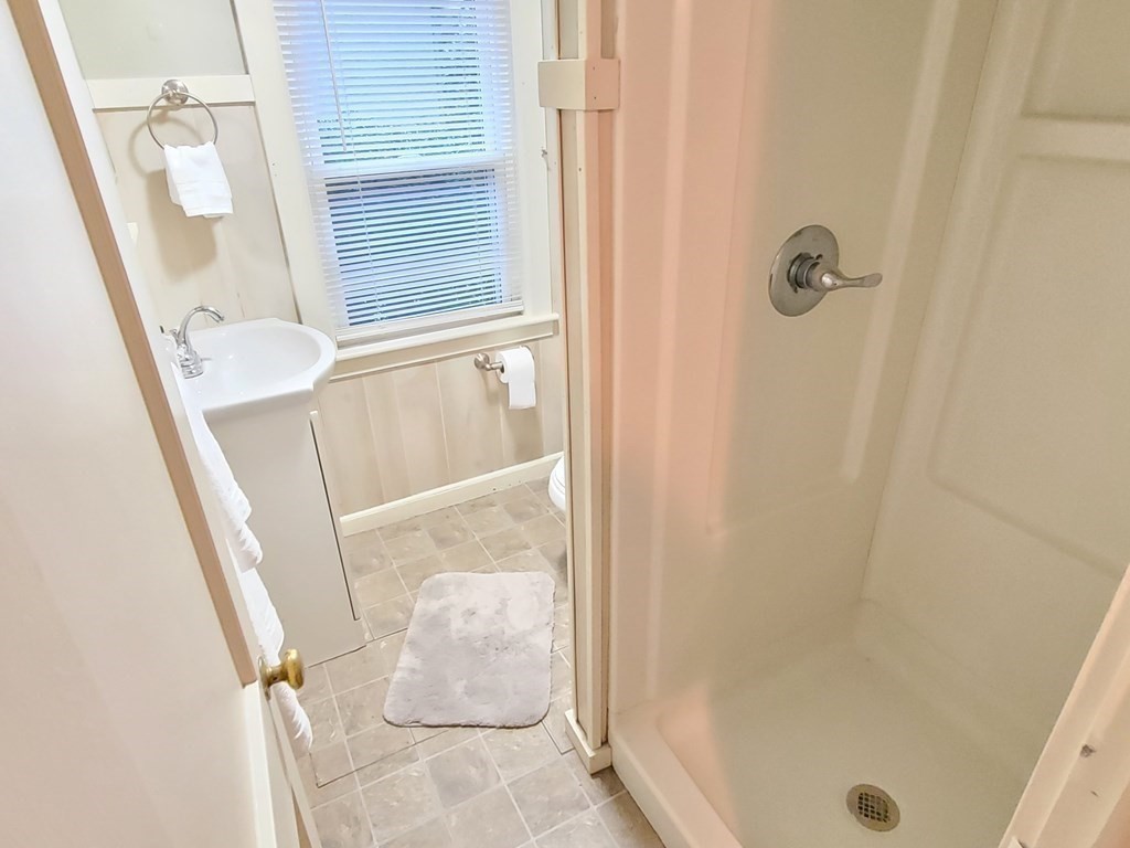 53 Charlotte Street Lancaster, MA 01523 - Photo 36 of 36