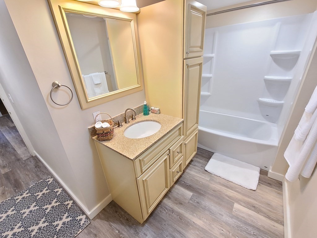 53 Charlotte Street Lancaster, MA 01523 - Photo 10 of 36