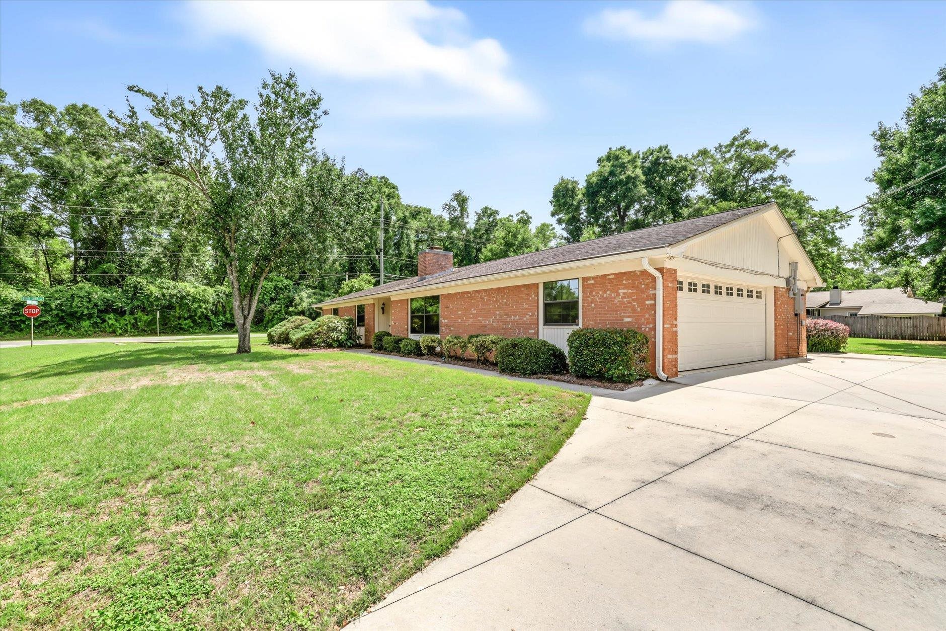 1200 Springhaven Road Tallahassee, FL 32317 - Photo 5 of 47 Gallery Image 5