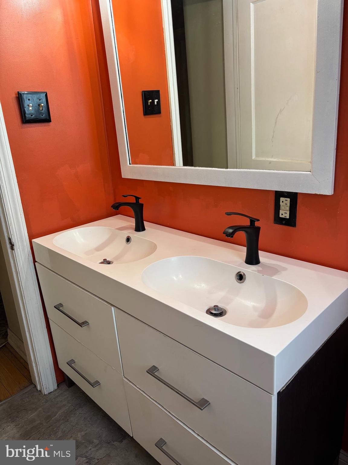 606 North Brown Street Gloucester City, NJ 08030 - Photo 12 of 23