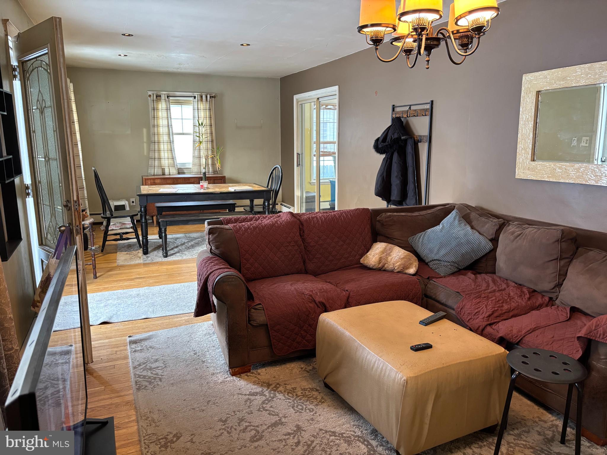 606 North Brown Street Gloucester City, NJ 08030 - Photo 3 of 23 Living /Dining combo