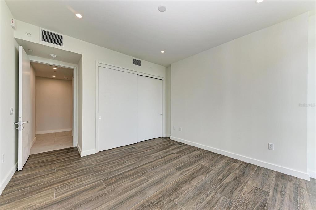 111 Golden Gate Point, Unit 402 Sarasota, FL 34236 - Photo 37 of 79