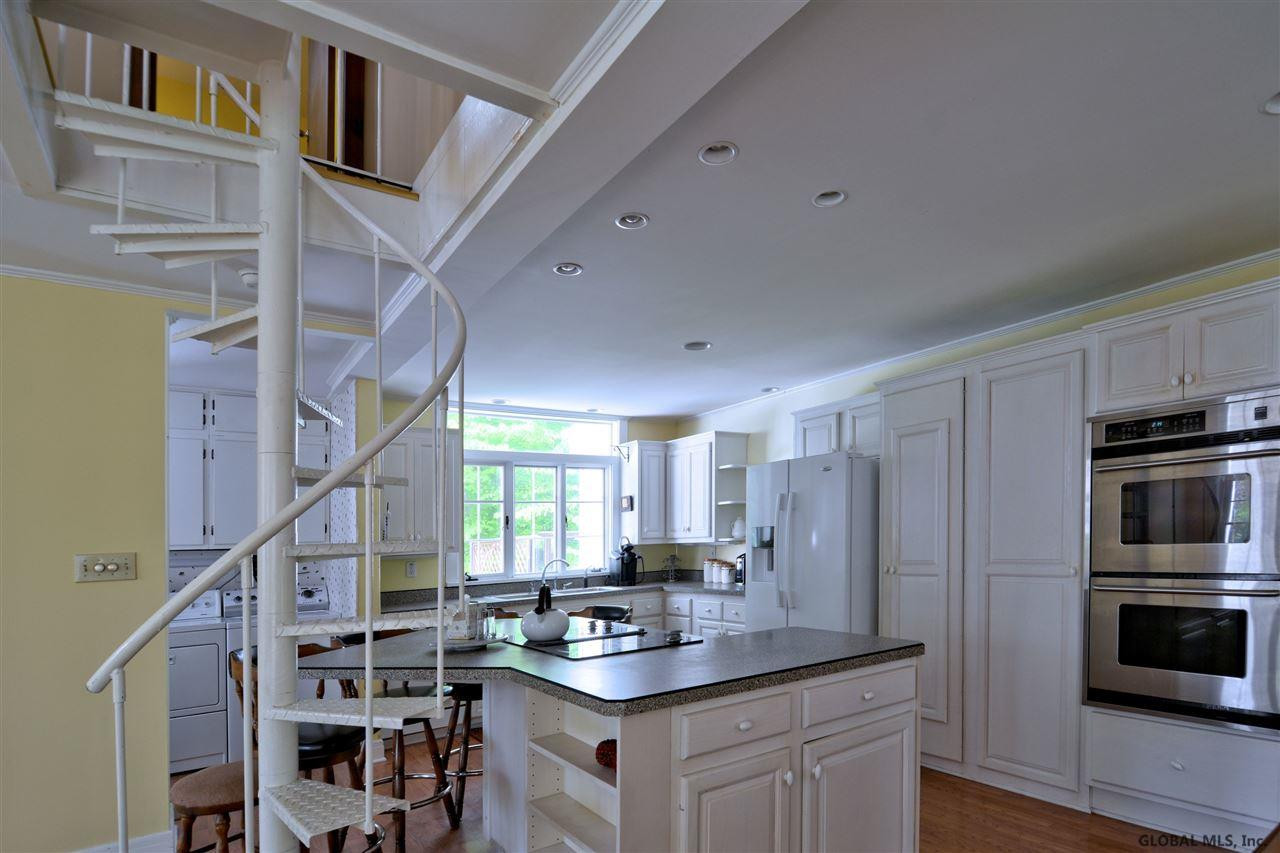 30 Partridge Road Bethlehem, NY 12054 - Photo 13 of 25 Photo 13