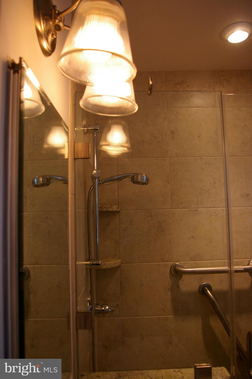 807 Rittenhouse Street Hyattsville, MD 20783 - Photo 20 of 21 Bath
