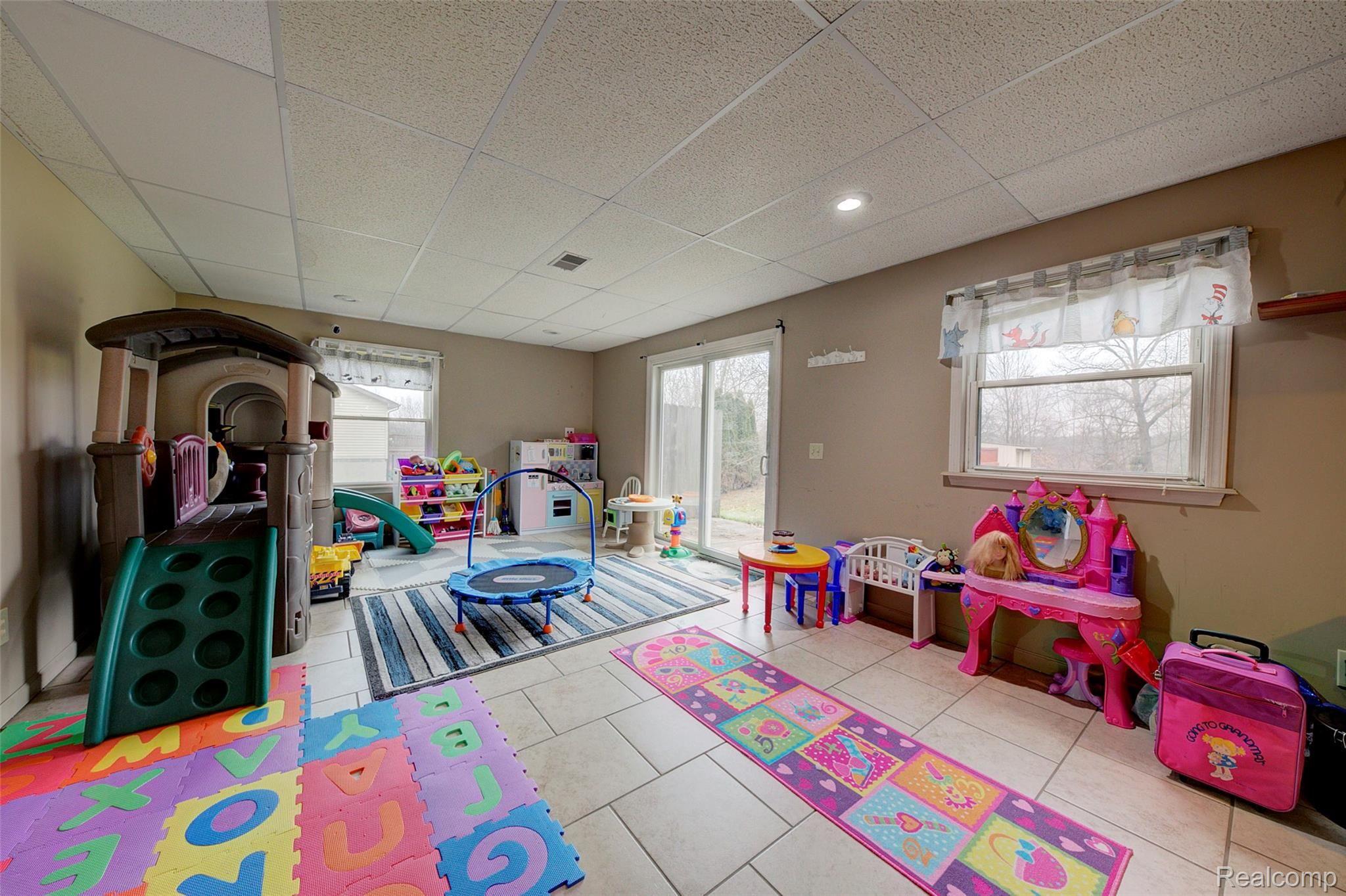 5049 Mason Road Howell, MI 48843 - Photo 26 of 42 4H8A1056_7_8.jpg
