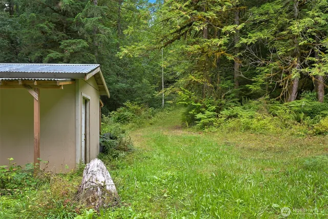 a view of an outdoor space and trees