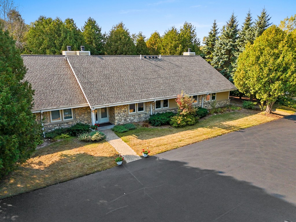 10759 North Spring Road, Unit 13 Sister Bay, WI 54234 - Photo 4 of 31 Gallery Image 4
