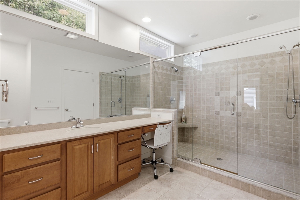 15 Merrill Road Merrimack, NH 03054 - Photo 17 of 40 Gallery Image 17