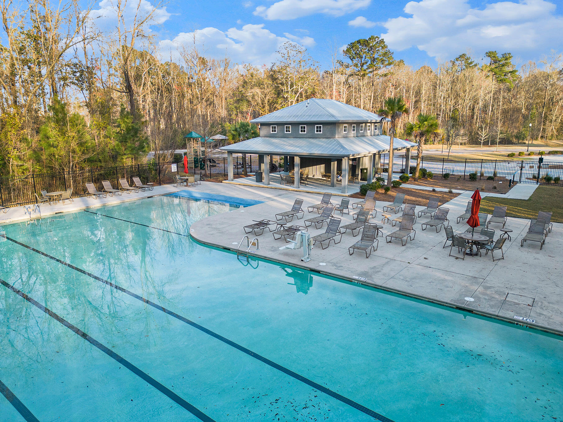 3137 Cold Harbor Way Charleston, SC 29414 - Photo 36 of 39 Clubhouse Pool