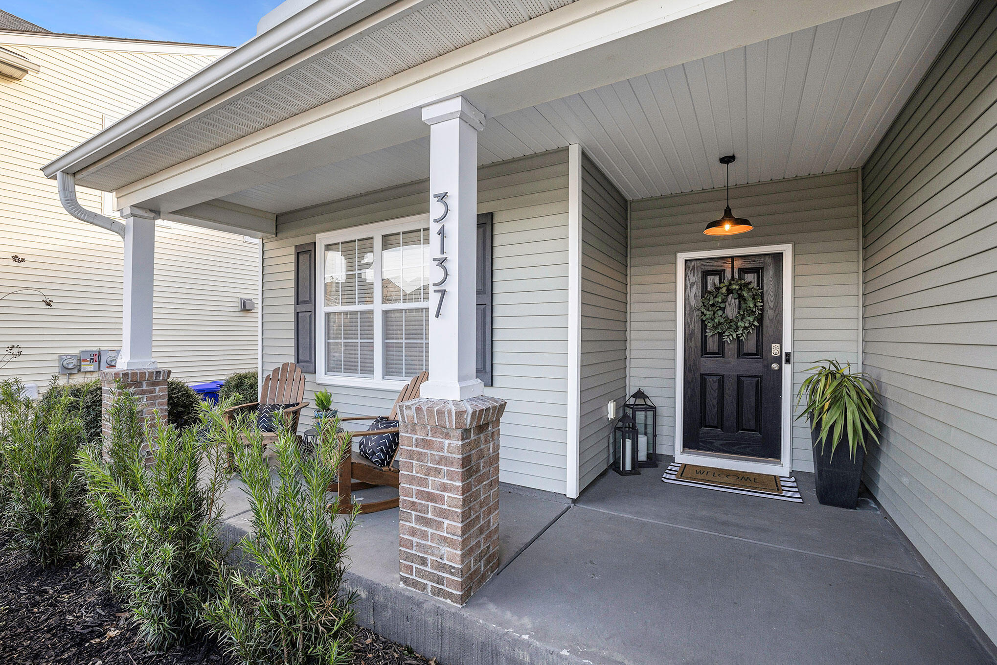 3137 Cold Harbor Way Charleston, SC 29414 - Photo 5 of 39 Front Porch