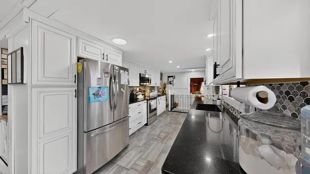 $294,900 | 2307 12th Avenue Southwest, Austin, MN 55912