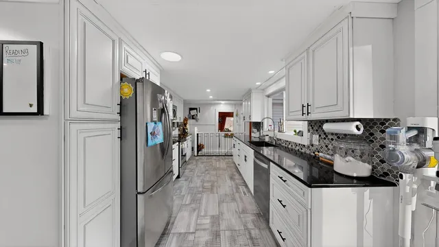 $294,900 | 2307 12th Avenue Southwest, Austin, MN 55912