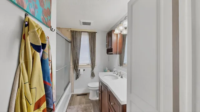 $294,900 | 2307 12th Avenue Southwest, Austin, MN 55912