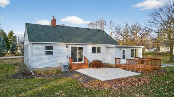 $294,900 | 2307 12th Avenue Southwest, Austin, MN 55912