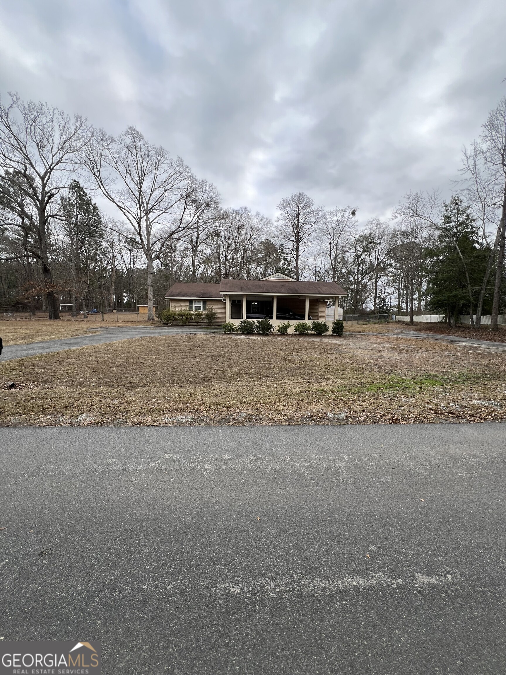 701 Barfoot Extension Dublin, GA 31021 - Photo 1 of 29