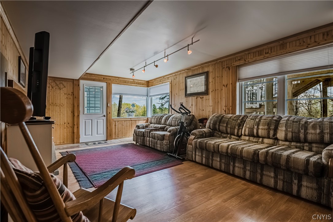 10373 Ridgecrest Road Utica, NY 13502 - Photo 46 of 49