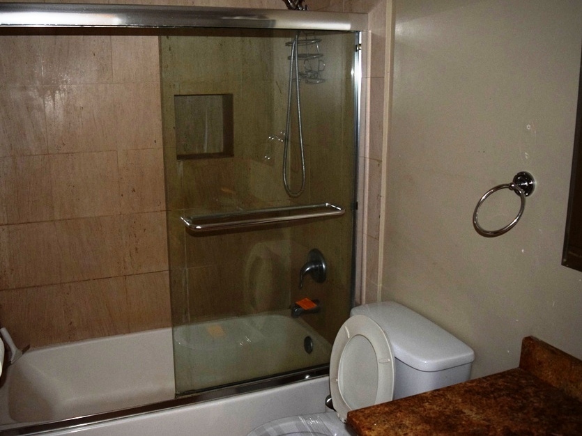 10473 Dearlove Road, Unit 6 Glenview, IL 60025 - Photo 10 of 21 a bathroom with a shower and toilet