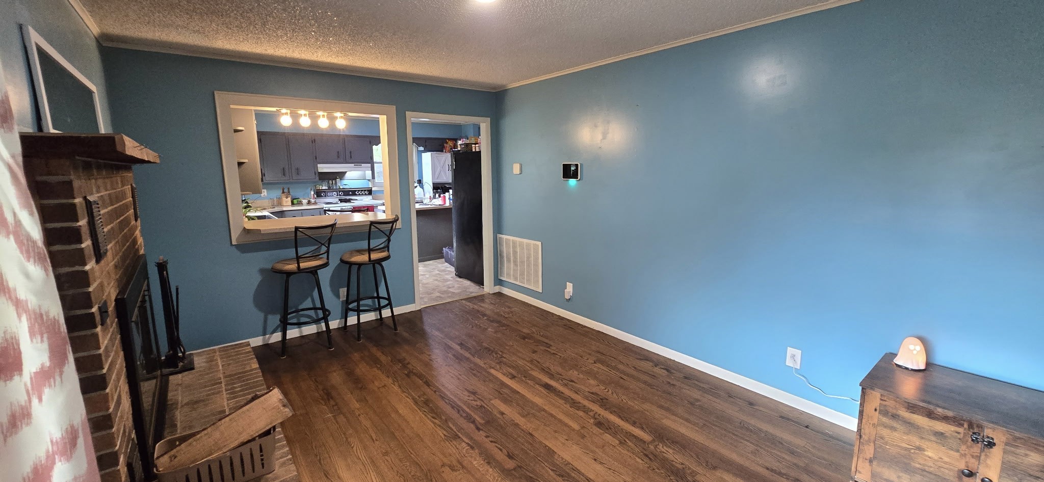 936 Ridge Road Quebeck, TN 38579 - Photo 8 of 32 a view of a livingroom with furniture and wooden floor
