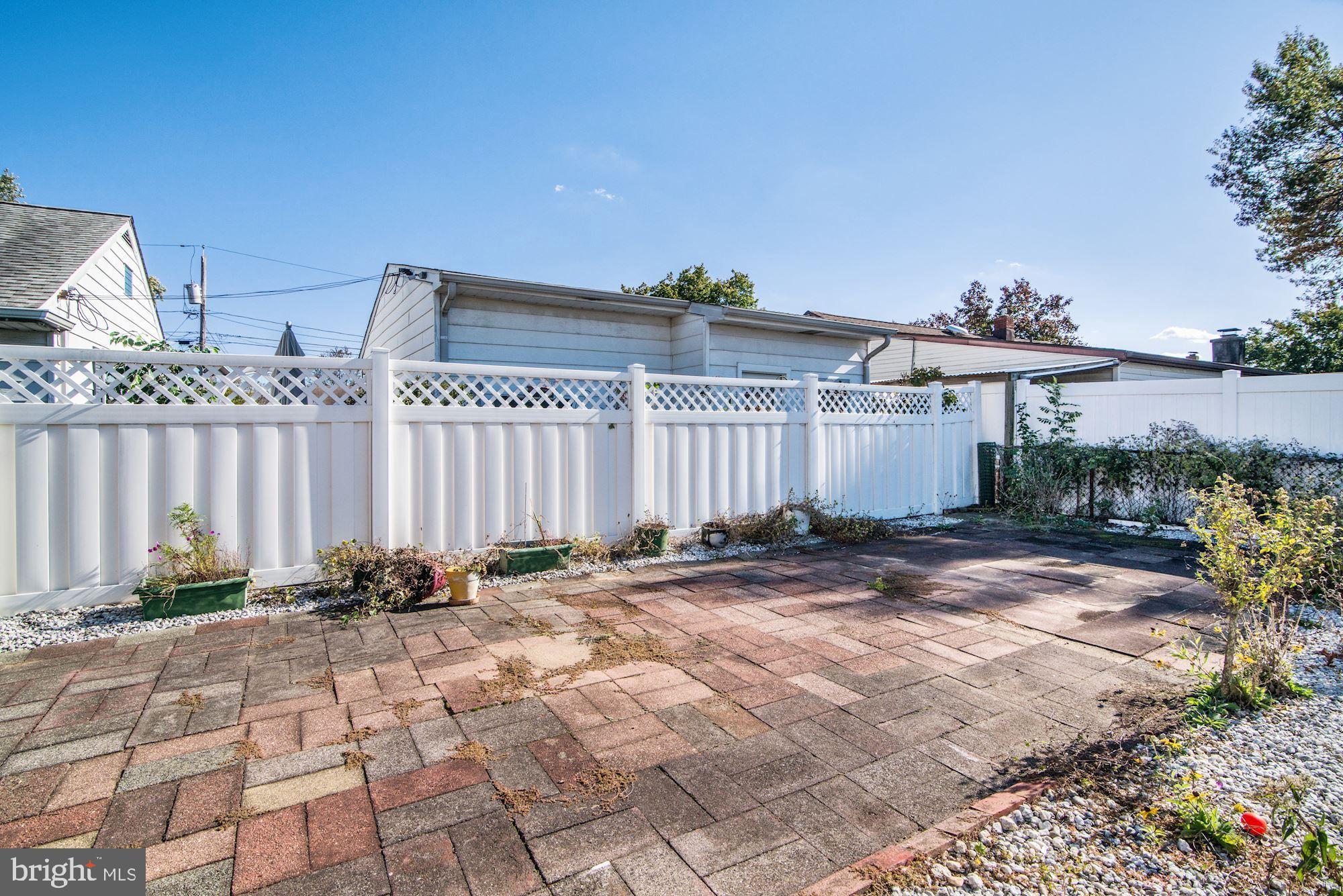 474 Dewey Road Bellmawr, NJ 08031 - Photo 17 of 19 Paver Patio