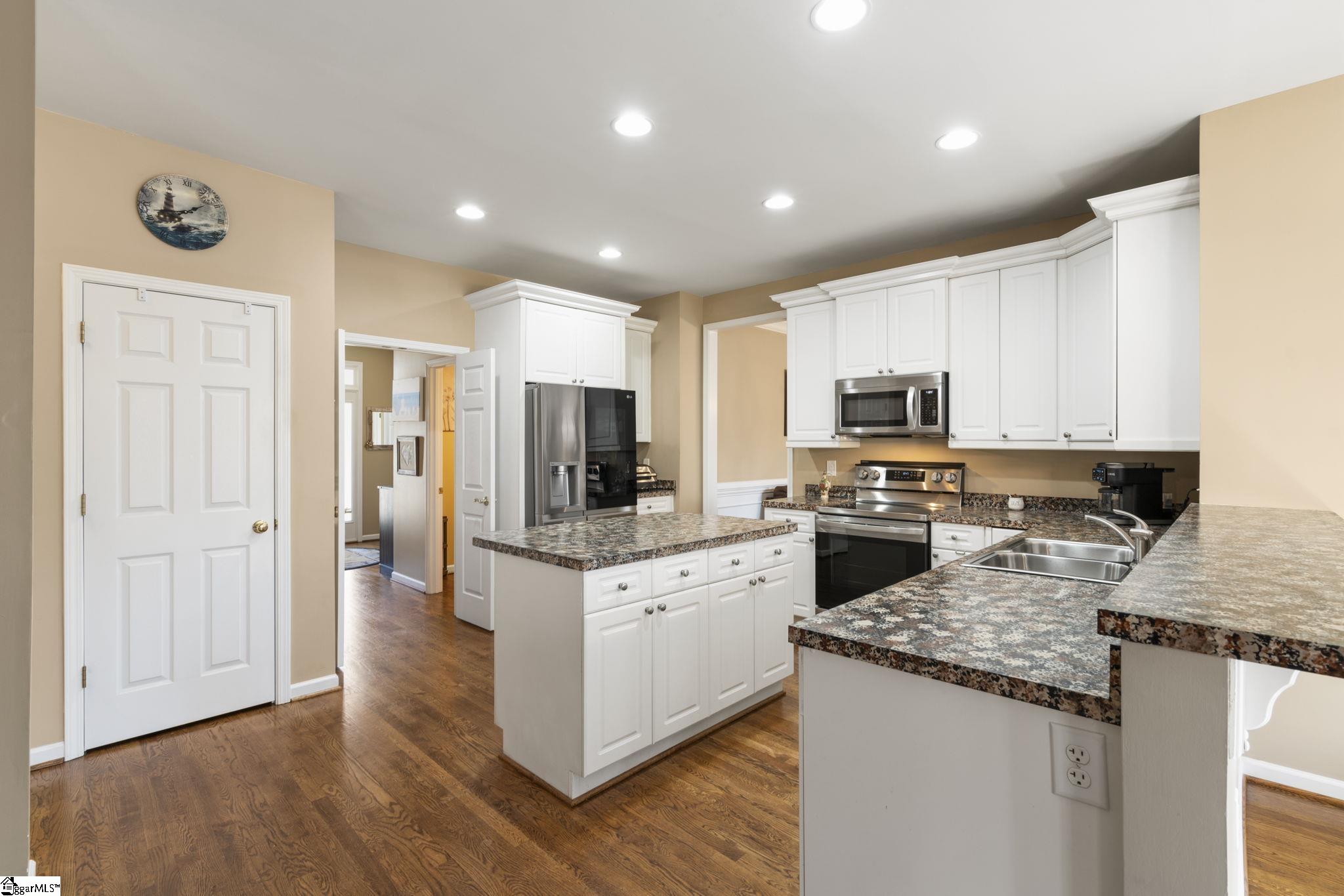 5 Chestnut Hill Place Simpsonville, SC 29680 - Photo 10 of 42