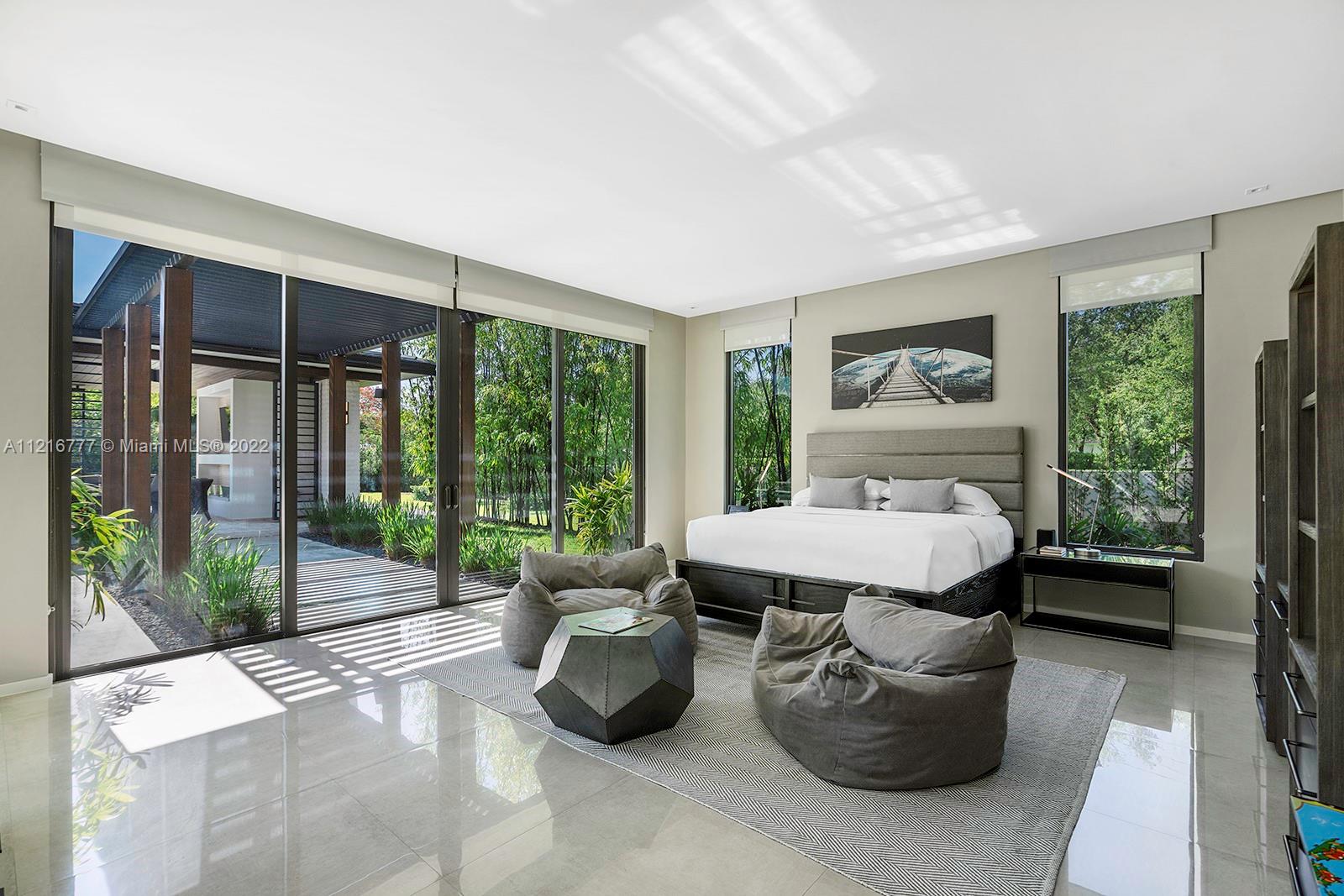 9881 Southwest 68th Street Miami, FL 33173 - Photo 12 of 45 Gallery Image 12