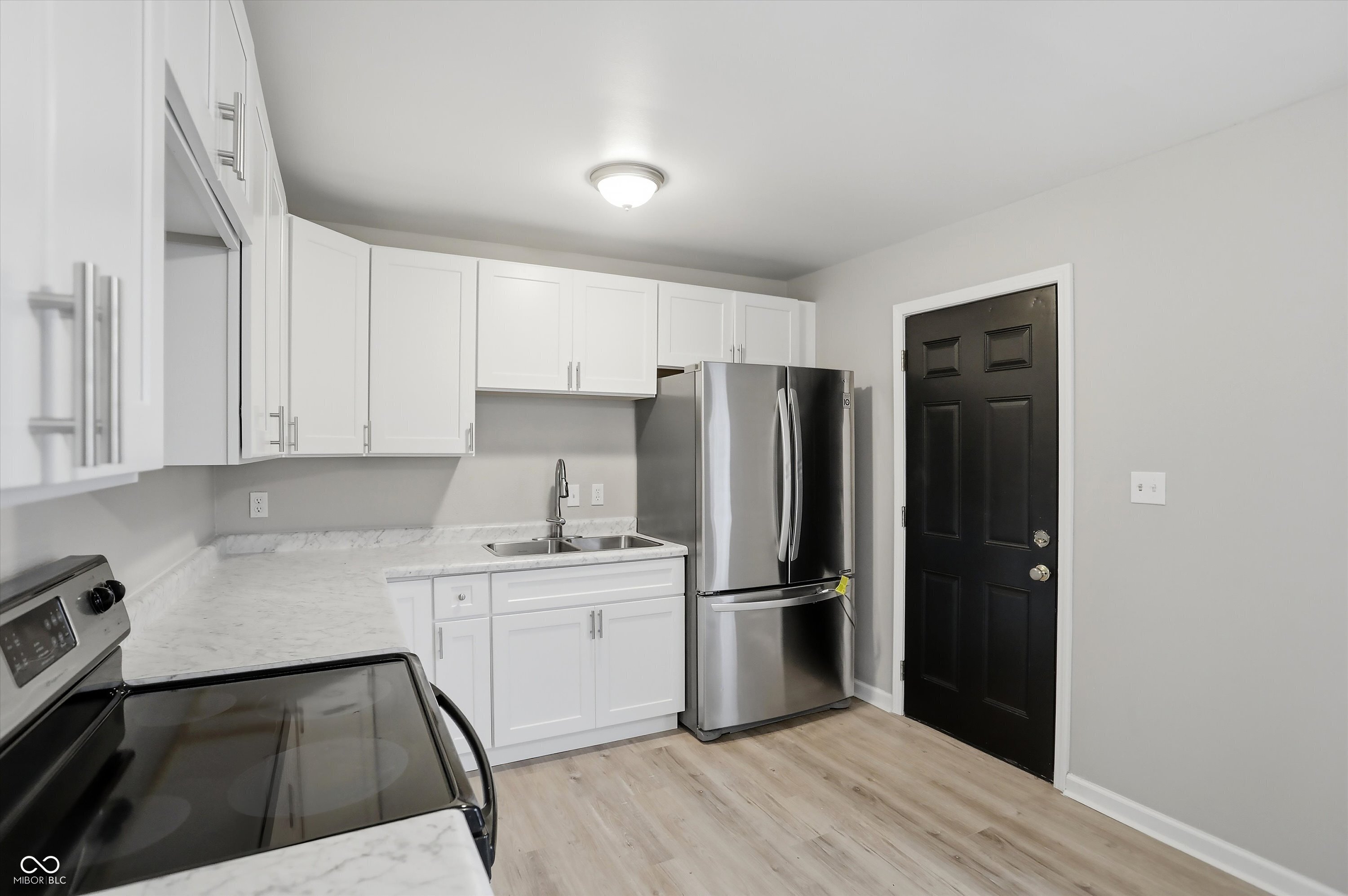 3909 Richelieu Court Indianapolis, IN 46226 - Photo 18 of 43