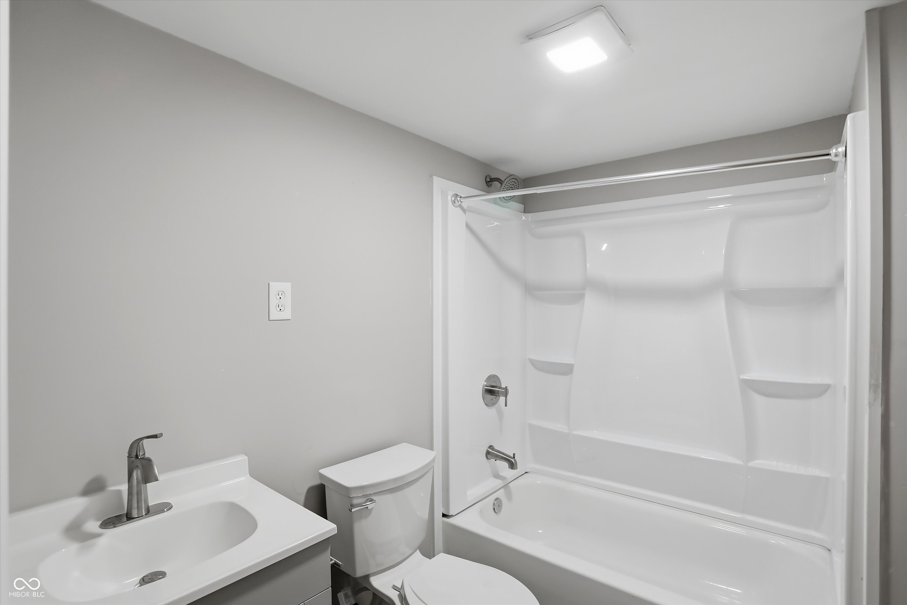 3909 Richelieu Court Indianapolis, IN 46226 - Photo 19 of 43