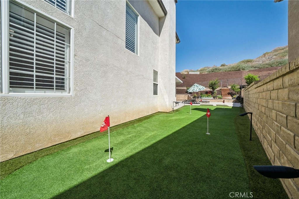 28746 High Ridge Drive Saugus, CA 91390 - Photo 46 of 52 Gallery Image 46