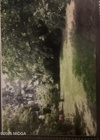 a view of outside area